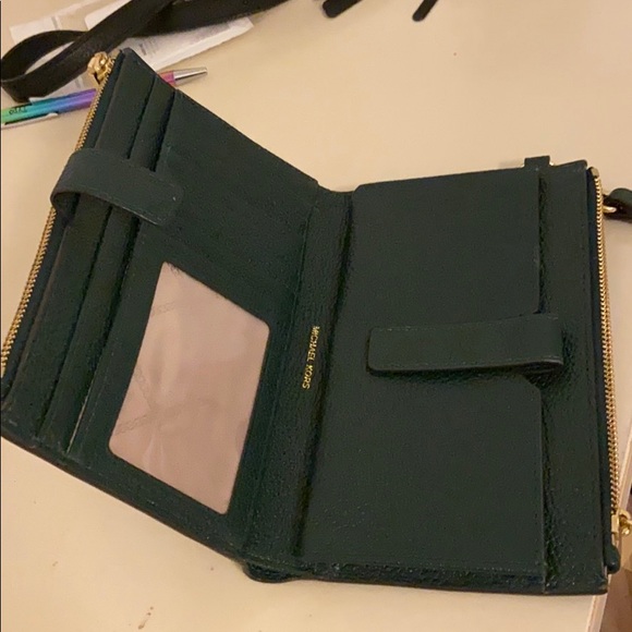 Michael Kors Double-Zip Pebble Leather Wristlet - Picture 3 of 4